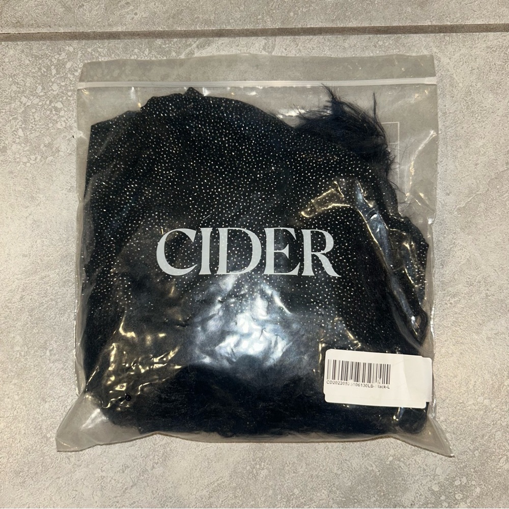 Cider Black & Silver Long Sleeve Crop Top & Bra Feather Fringe Size L Brand New - Picture 12 of 12